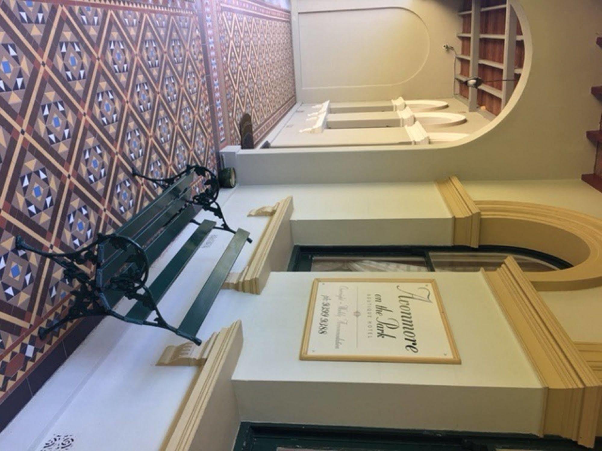 Avonmore On The Park Boutique Hotel Randwick Bagian luar foto